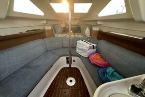 Hazyblur 28ft Hunter Yacht For Sale