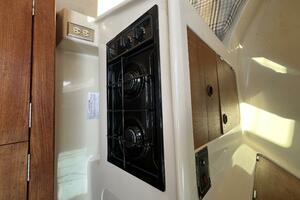 Hazyblur 28ft Hunter Yacht For Sale