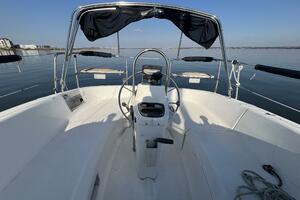 Hazyblur 28ft Hunter Yacht For Sale