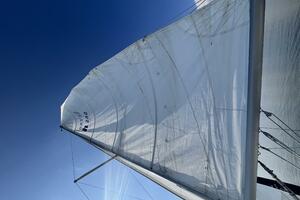 Hazyblur 28ft Hunter Yacht For Sale