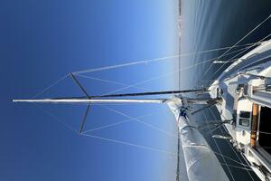 Hazyblur 28ft Hunter Yacht For Sale