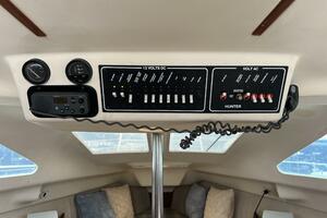 Hazyblur 28ft Hunter Yacht For Sale