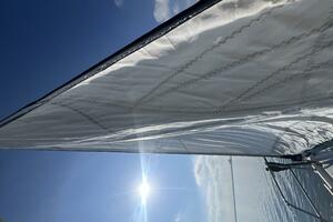 Hazyblur 28ft Hunter Yacht For Sale