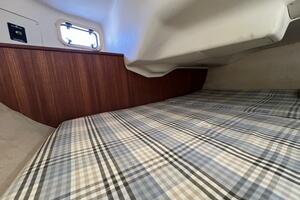 Hazyblur 28ft Hunter Yacht For Sale