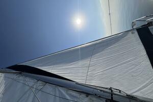 Hazyblur 28ft Hunter Yacht For Sale