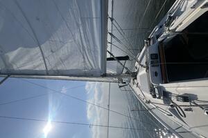 Hazyblur 28ft Hunter Yacht For Sale