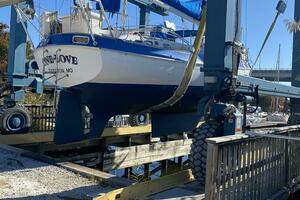 One Love 41ft Morgan Yacht For Sale