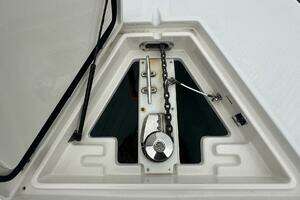 2013 Jupiter Center Console thumbnail 5