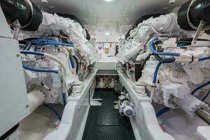 2023 Viking 54 Convertible thumbnail 46