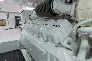 2023 Viking 54 Convertible thumbnail 48