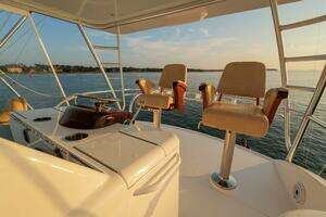 2023 Viking 54 Convertible thumbnail 20