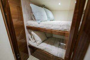 2023 Viking 54 Convertible thumbnail 40
