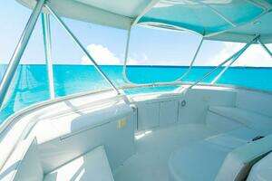 1999 Viking 55 Convertible thumbnail 78