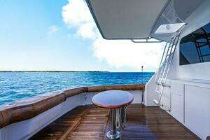 1999 Viking 55 Convertible thumbnail 52