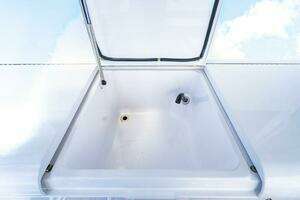 1999 Viking 55 Convertible thumbnail 58