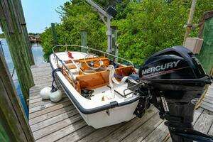 1999 Viking 55 Convertible thumbnail 3