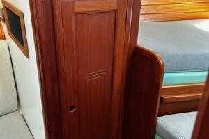 Starry Night 37ft Dickerson Yacht For Sale