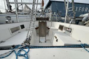 Starry Night 37ft Dickerson Yacht For Sale