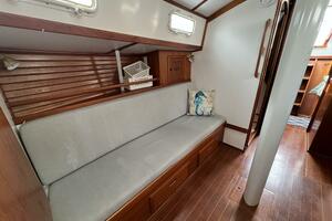 Starry Night 37ft Dickerson Yacht For Sale