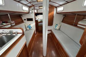 Starry Night 37ft Dickerson Yacht For Sale