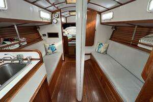 1986 Dickerson Tri-Cabin thumbnail 5