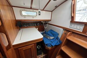 Starry Night 37ft Dickerson Yacht For Sale