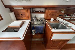 Starry Night 37ft Dickerson Yacht For Sale