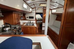 Starry Night 37ft Dickerson Yacht For Sale