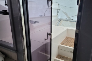 Isola 40ft Robertson  amp  Caine Yacht For Sale