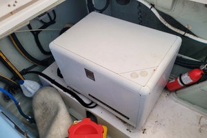 Isola 40ft Robertson  amp  Caine Yacht For Sale