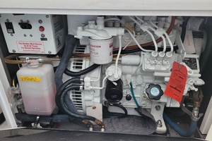 Isola 40ft Robertson  amp  Caine Yacht For Sale