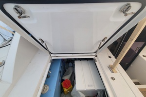 Isola 40ft Robertson  amp  Caine Yacht For Sale