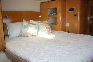 2008 Fountaine Pajot Orana 44 thumbnail 44