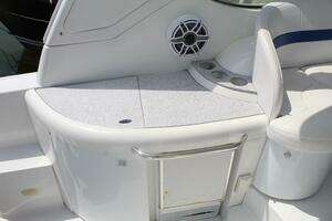 2004 Formula 40 Performance Cruiser thumbnail 13