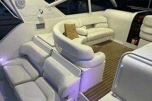 Ventus 39ft Hatteras Yacht For Sale