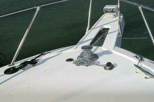 1996 Hatteras 39 Sport Express thumbnail 13