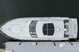 2012 Cruisers Yachts 48 Cantius thumbnail 7