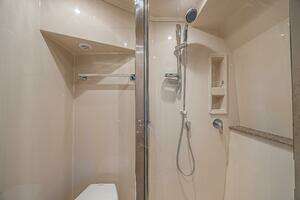 2012 Cruisers Yachts 48 Cantius thumbnail 39