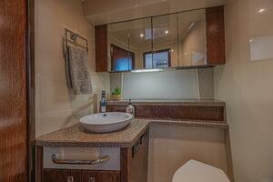 48FT (14.78M) CRUISERS YACHTS