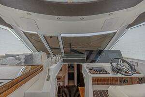 2012 Cruisers Yachts 48 Cantius thumbnail 28