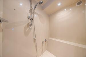 48FT (14.78M) CRUISERS YACHTS