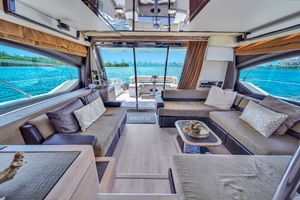 64FT (19.51M) AZIMUT