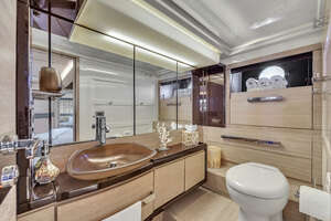 2012 Azimut 64 FLY thumbnail 83