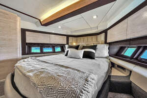 2012 Azimut 64 FLY thumbnail 71
