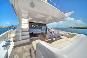 2012 Azimut 64 FLY thumbnail 44