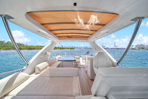 2012 Azimut 64 FLY thumbnail 38