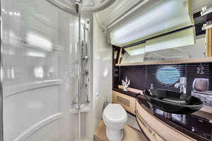 2012 Azimut 64 FLY thumbnail 76
