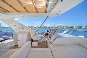 2012 Azimut 64 FLY thumbnail 39