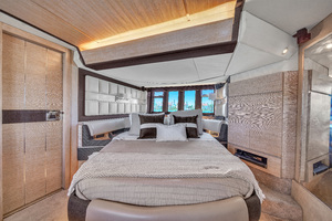 64FT (19.51M) AZIMUT