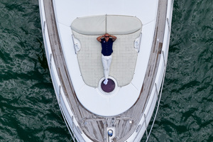 64FT (19.51M) AZIMUT